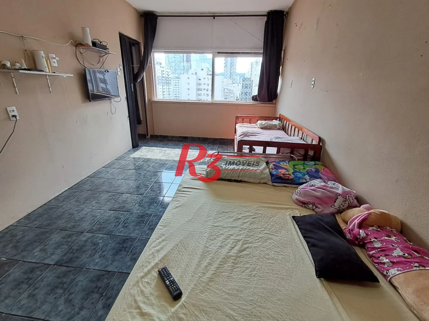 Kitnet com 1 dormitório à venda, 50 m² por R$ 296.000,00 - Gonzaga - Santos/SP