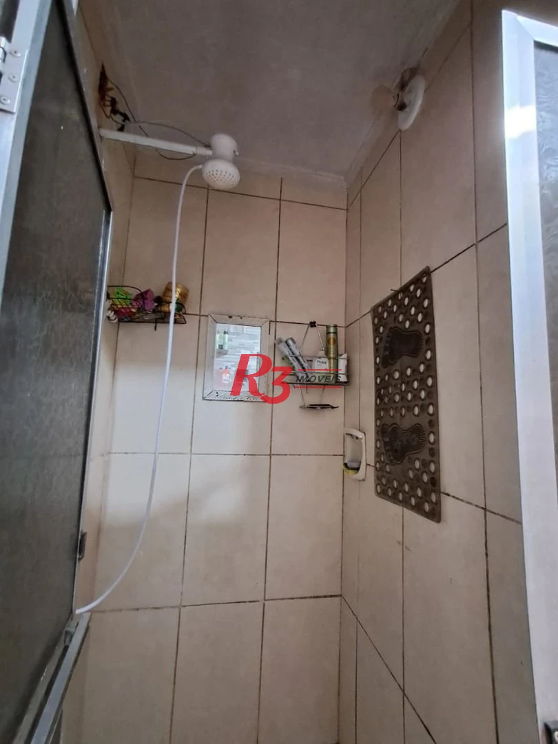 Kitnet com 1 dormitório à venda, 50 m² por R$ 296.000,00 - Gonzaga - Santos/SP