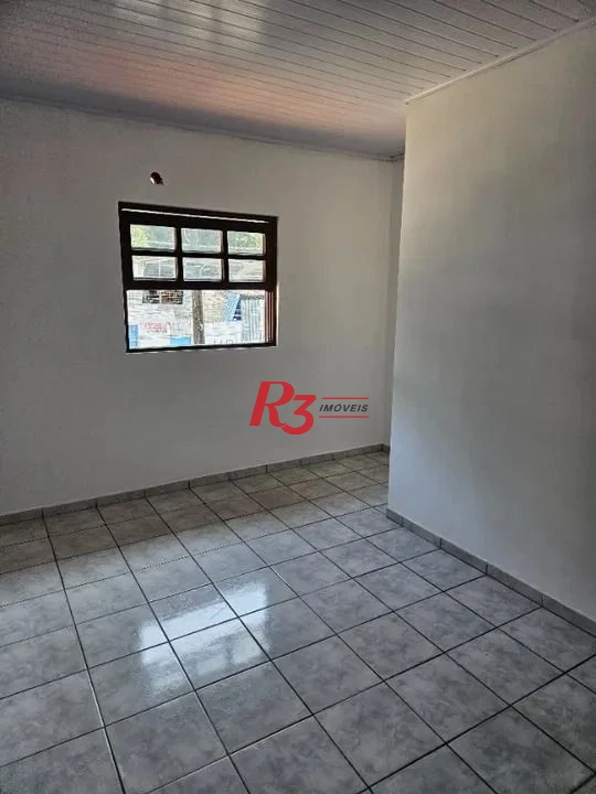 Sobrado com 2 dormitórios à venda, 69 m² por R$ 320.000,00 - Chico de Paula - Santos/SP