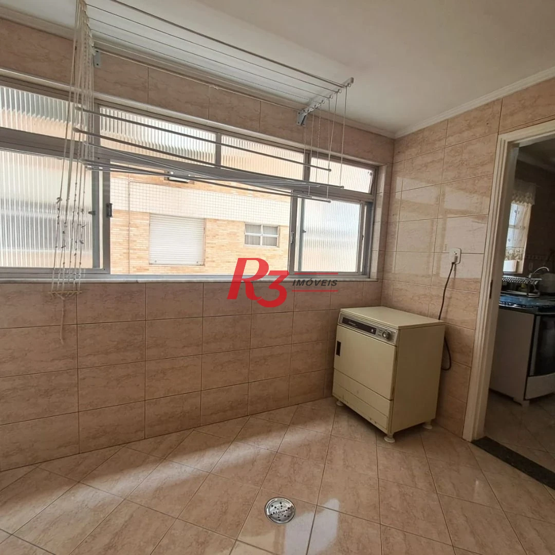 Apartamento Amplo 3 quartos sendo 1 suíte venda Ponta da Praia Santos