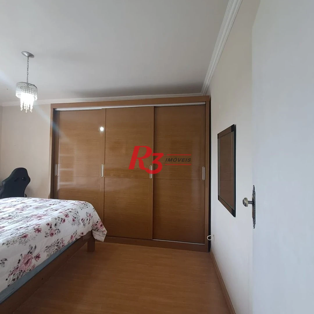 Apartamento Amplo 3 quartos sendo 1 suíte venda Ponta da Praia Santos