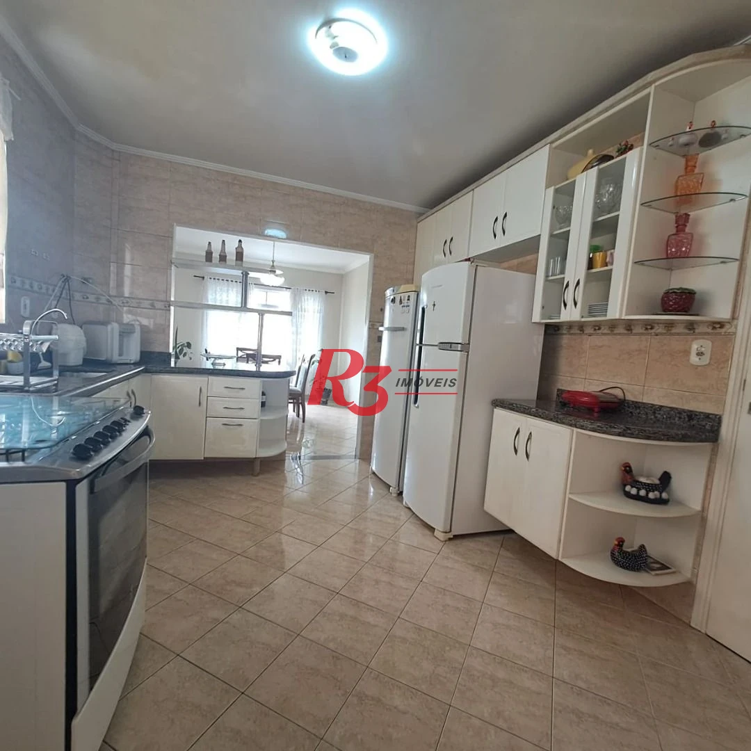 Apartamento Amplo 3 quartos sendo 1 suíte venda Ponta da Praia Santos