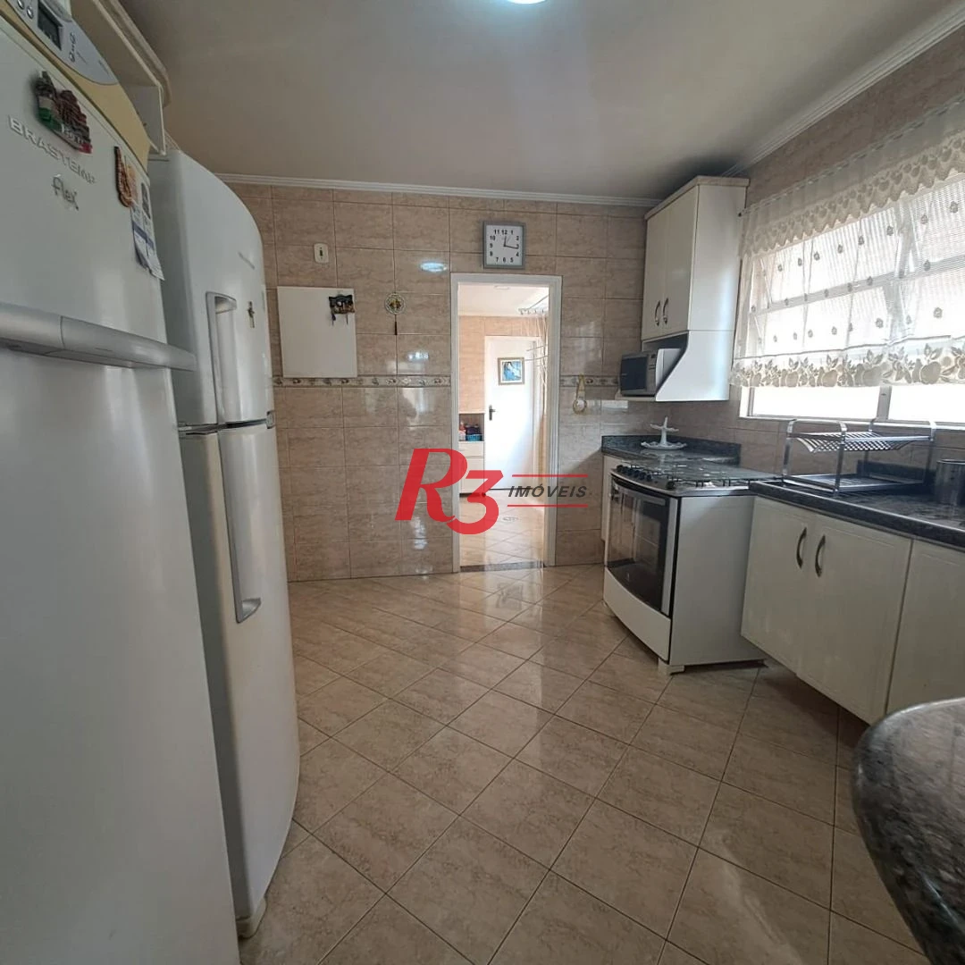 Apartamento Amplo 3 quartos sendo 1 suíte venda Ponta da Praia Santos