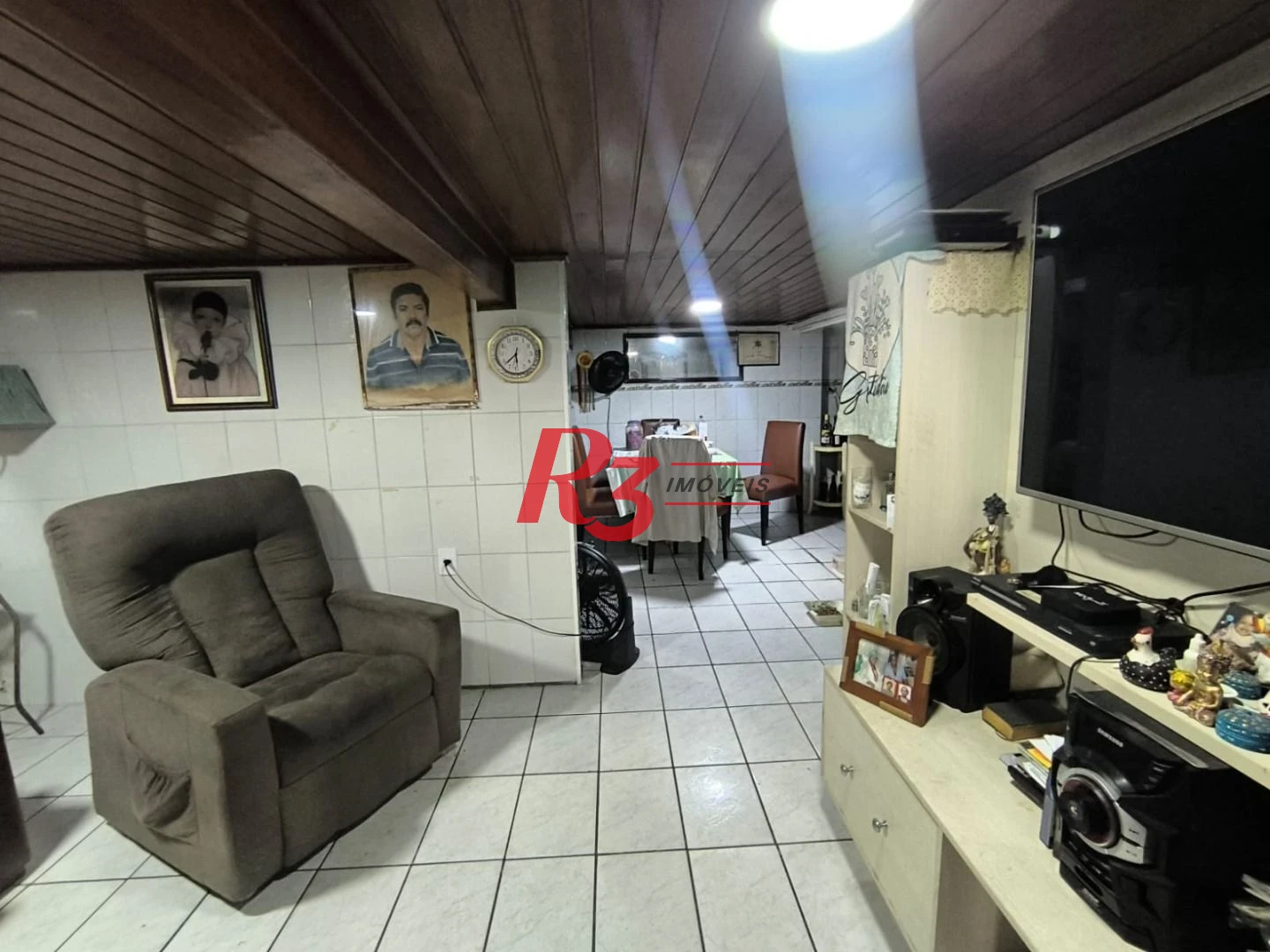 Sobrado com 4 dormitórios à venda, 130 m² por R$ 586.000,00 - Campo Grande - Santos/SP