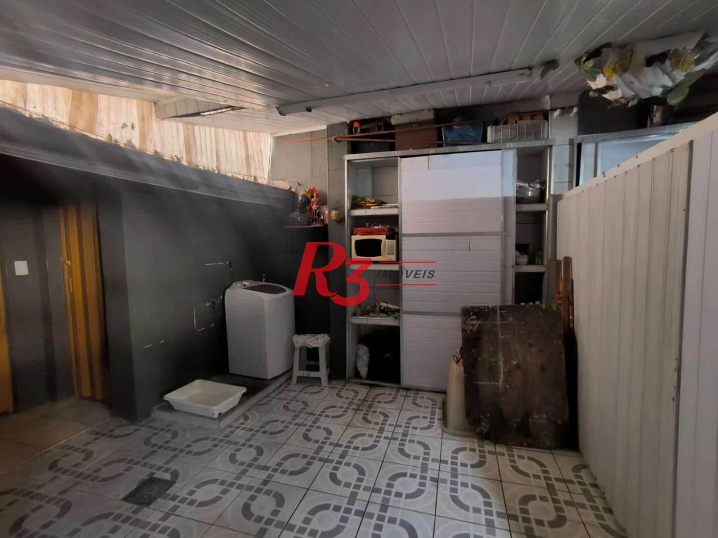 Sobrado com 4 dormitórios à venda, 130 m² por R$ 586.000,00 - Campo Grande - Santos/SP