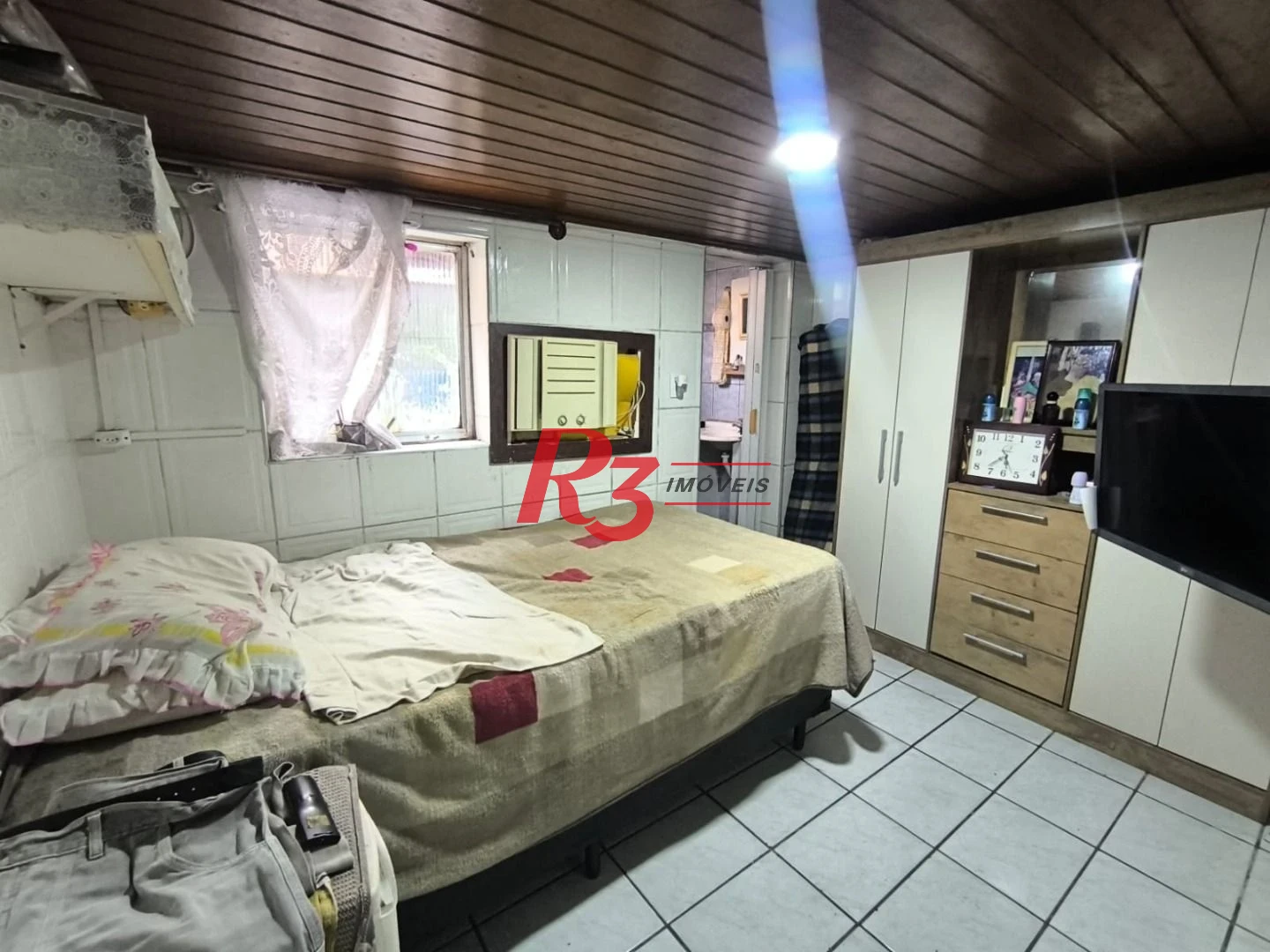 Sobrado com 4 dormitórios à venda, 130 m² por R$ 586.000,00 - Campo Grande - Santos/SP