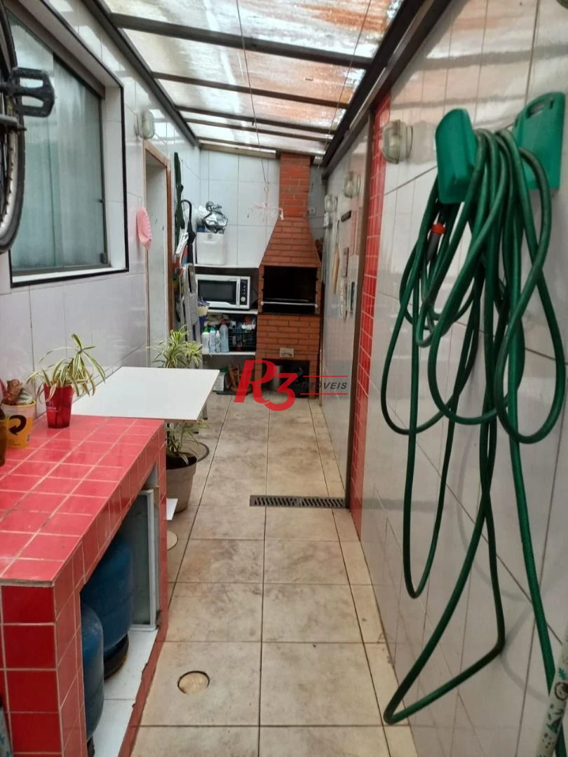 Village à venda, 100 m² por R$ 620.000,00 - Macuco - Santos/SP