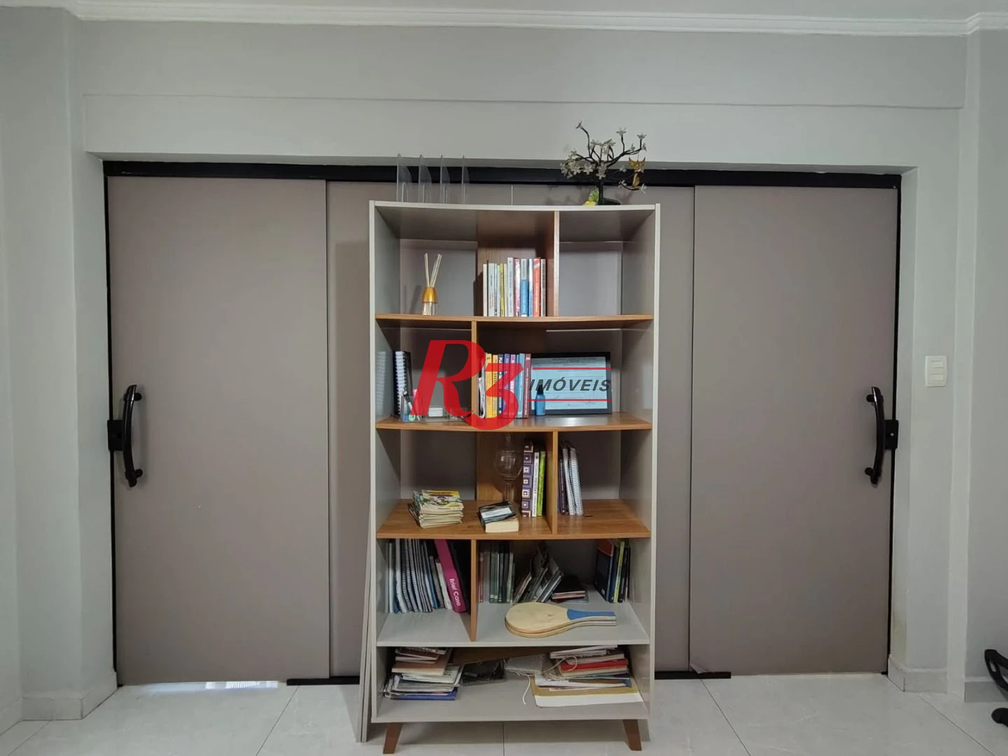 Apartamento com 2 dormitórios à venda, 94 m² por R$ 630.000,00 - Gonzaga - Santos/SP