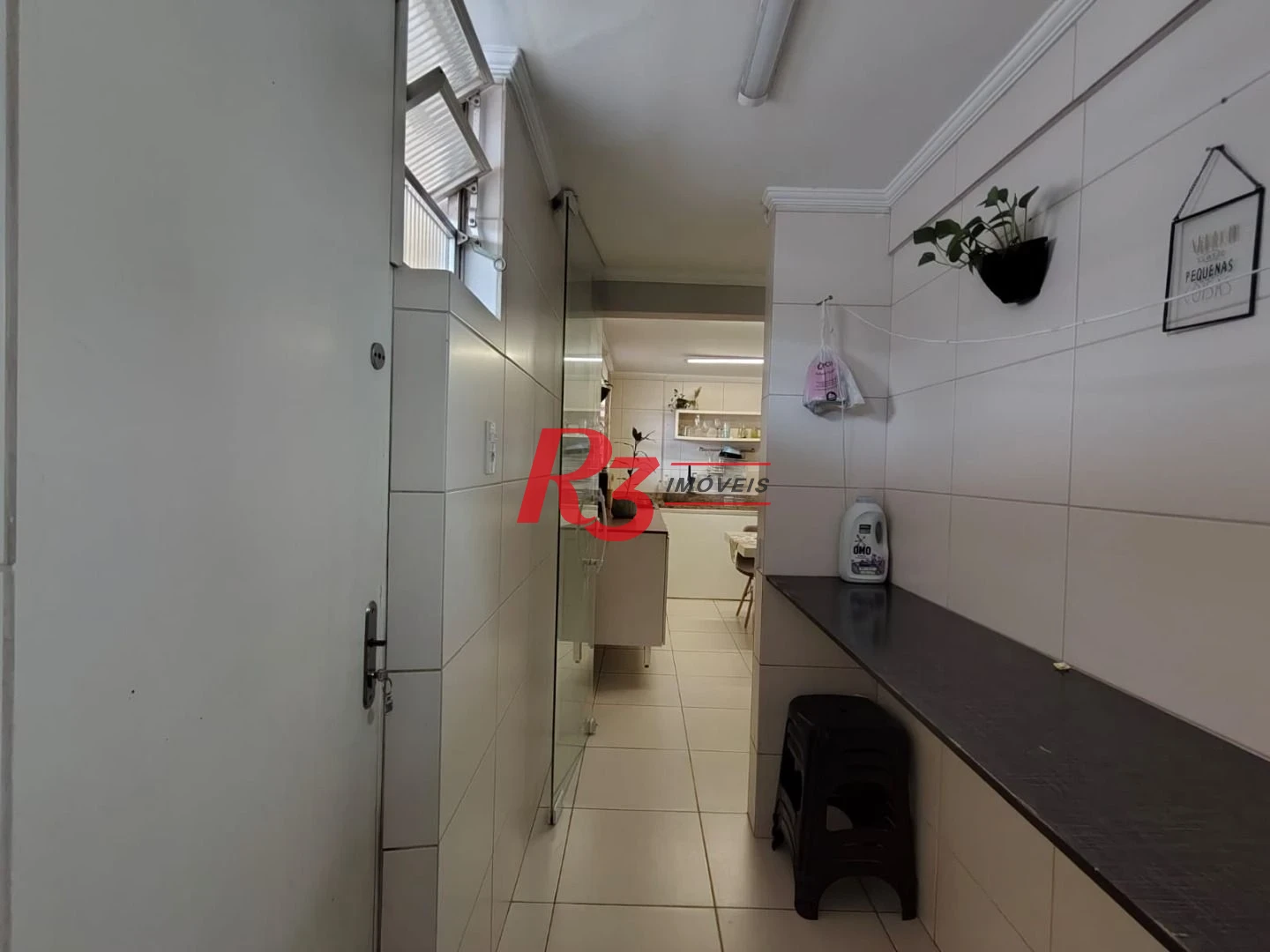 Apartamento com 2 dormitórios à venda, 94 m² por R$ 630.000,00 - Gonzaga - Santos/SP