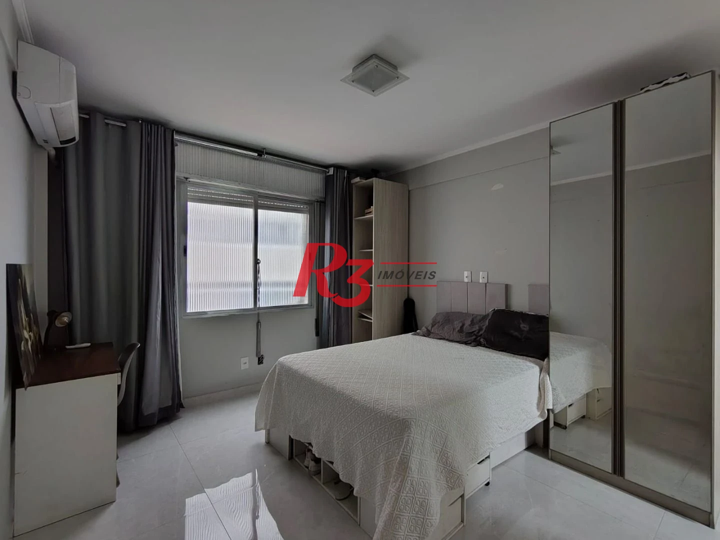 Apartamento com 2 dormitórios à venda, 94 m² por R$ 630.000,00 - Gonzaga - Santos/SP