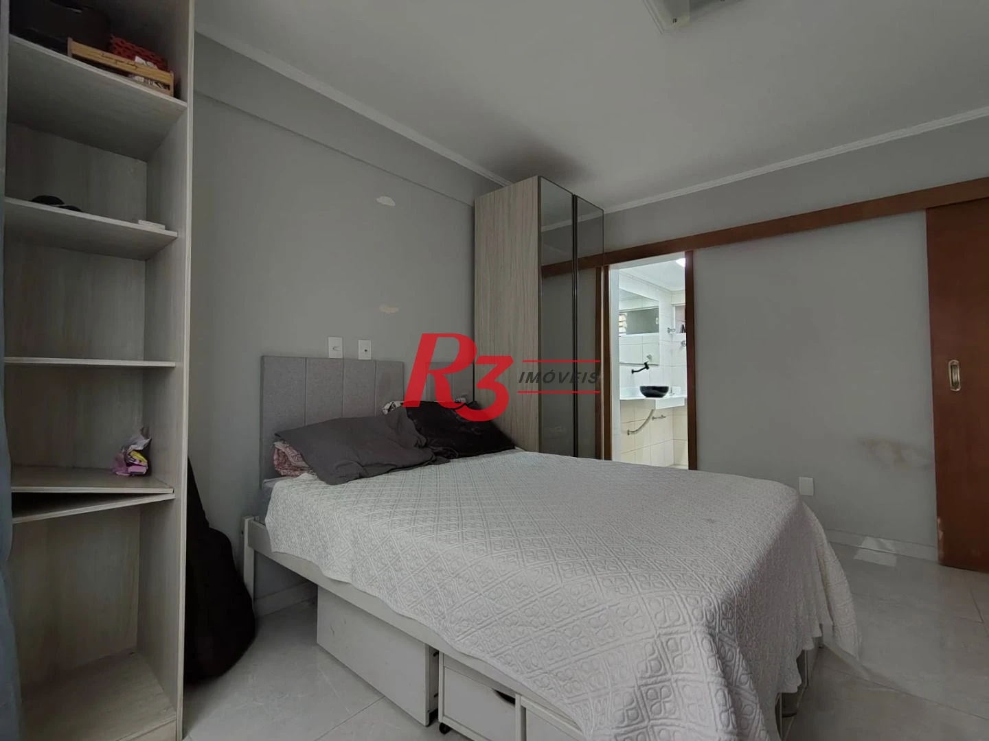 Apartamento com 2 dormitórios à venda, 94 m² por R$ 630.000,00 - Gonzaga - Santos/SP