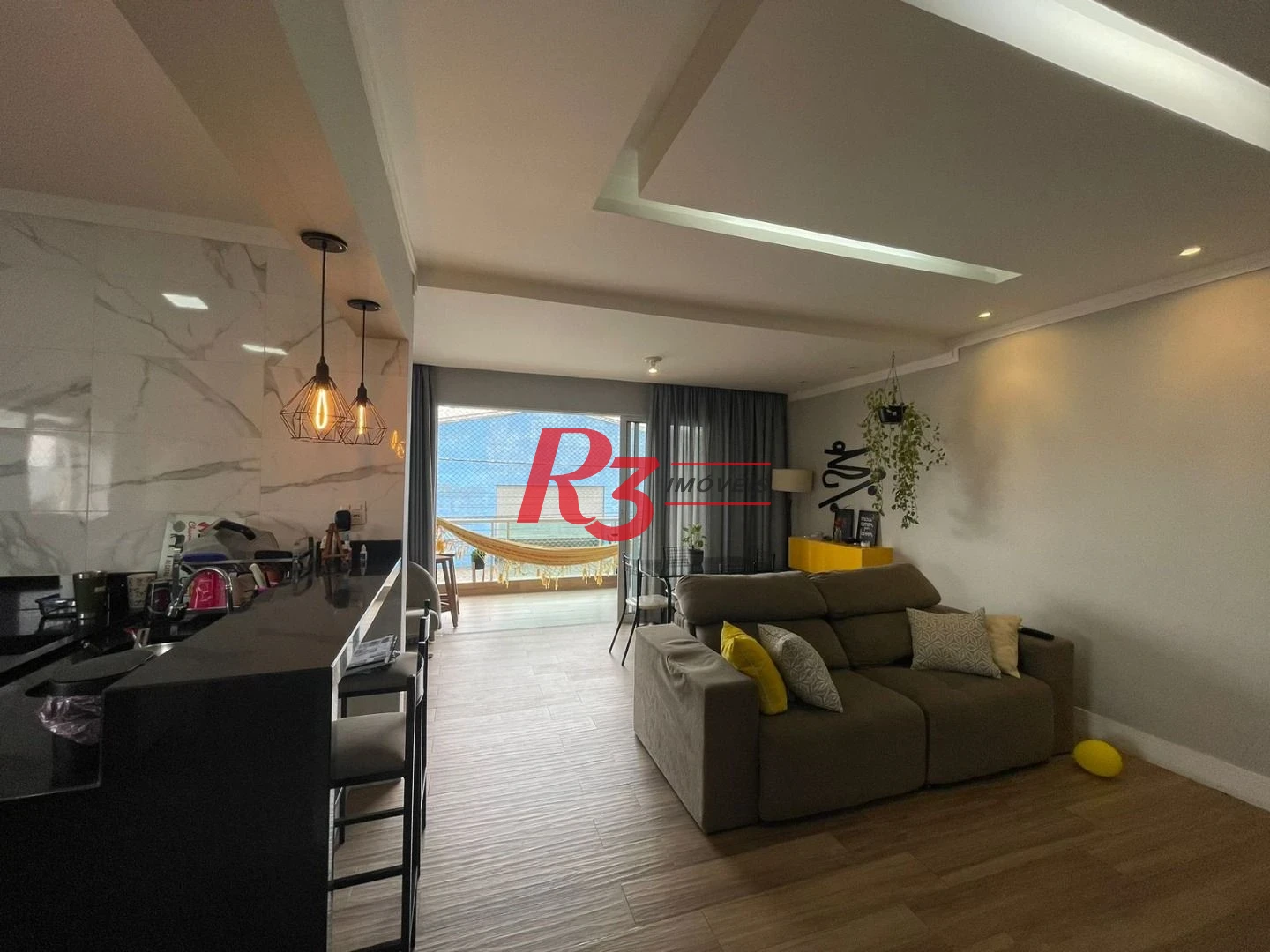 Casa com 3 dormitórios à venda, 117 m² por R$ 950.000,00 - Estuário - Santos/SP