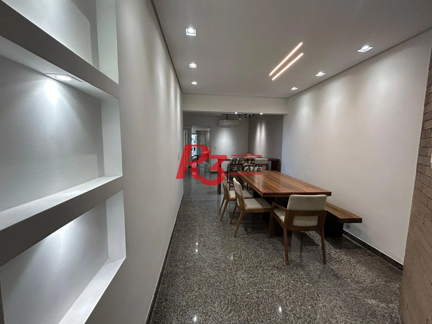 Apartamento à venda, 189 m² por R$ 1.800.000,00 - Gonzaga - Santos/SP