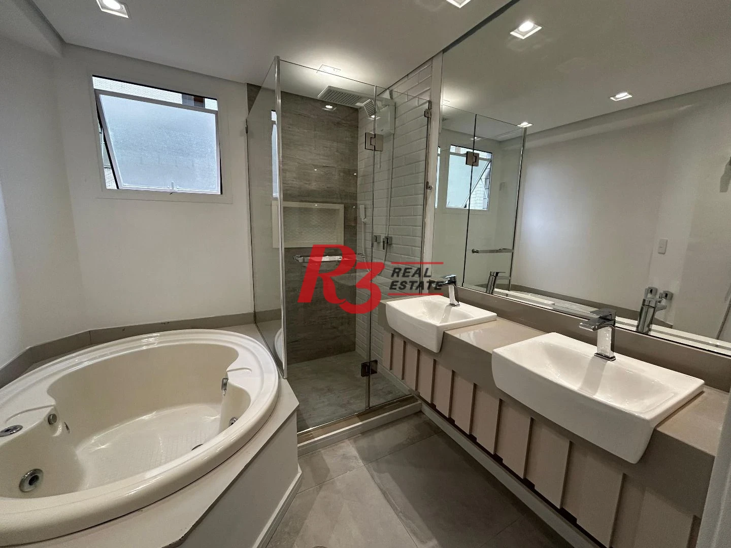 Apartamento à venda, 189 m² por R$ 1.800.000,00 - Gonzaga - Santos/SP