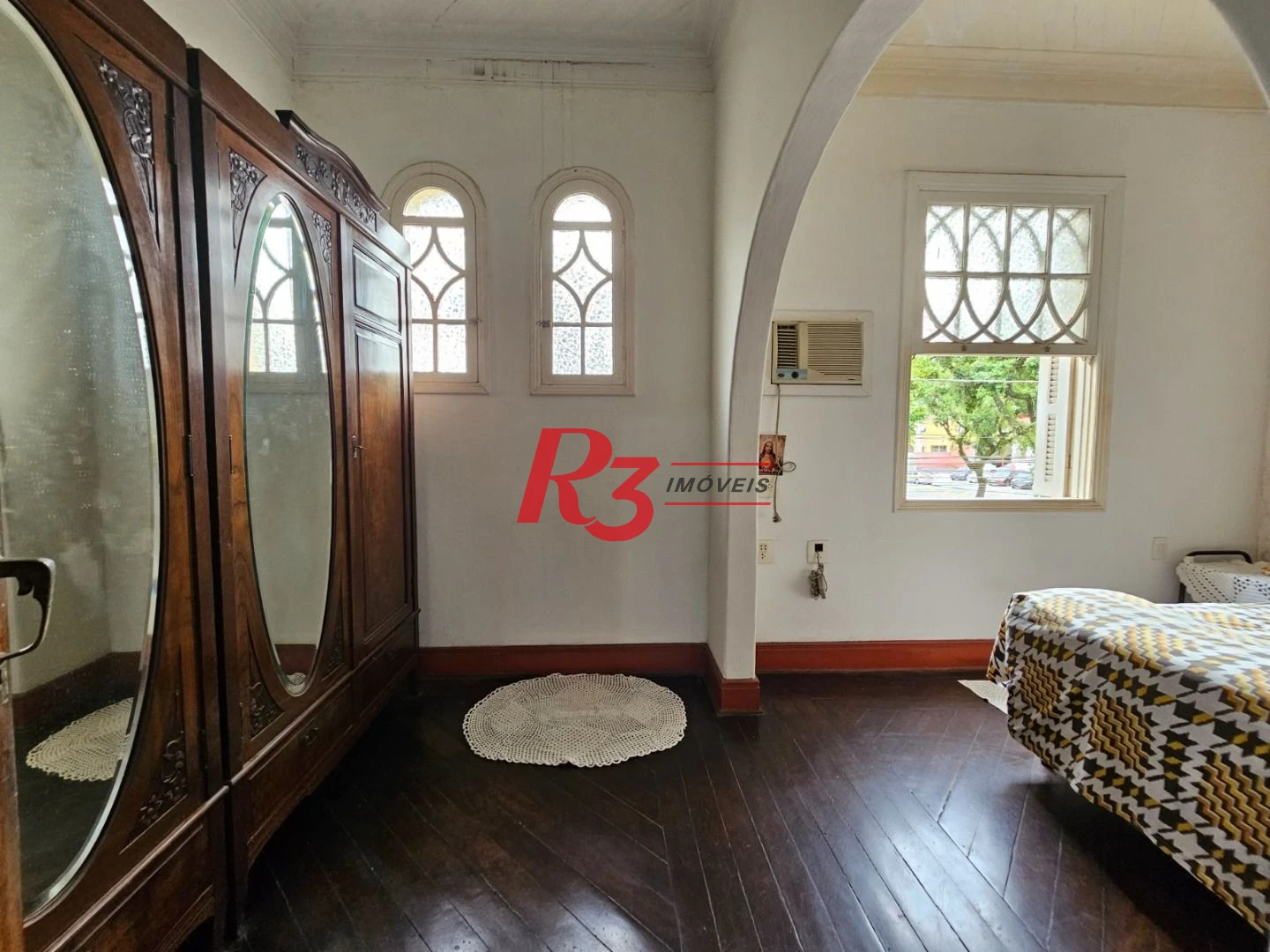 Casa com 3 dormitórios à venda, 154 m² por R$ 1.100.000,00 - Vila Belmiro - Santos/SP