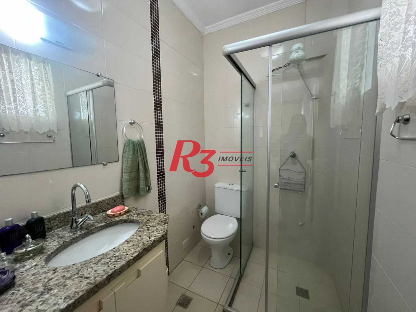 Village à venda, 139 m² por R$ 669.000,00 - Marapé - Santos/SP