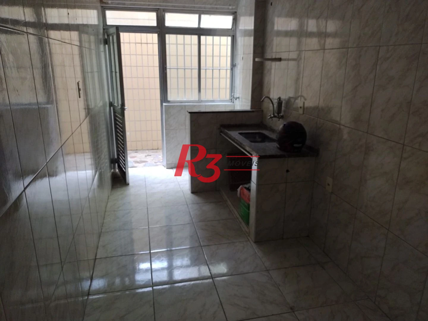 Apartamento com 2 dormitórios à venda, 110 m² por R$ 390.000,00 - Boqueirão - Santos/SP