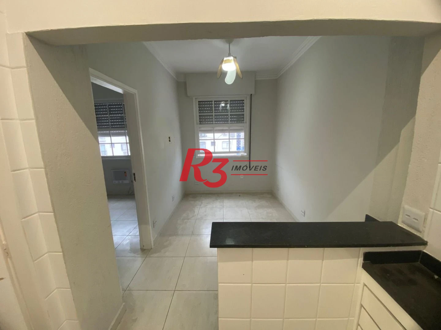 Apartamento com 1 dormitório à venda, 45 m² por R$ 330.000,00 - Embaré - Santos/SP