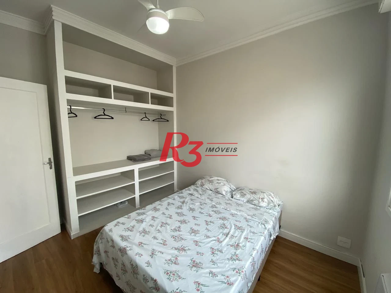 Apartamento com 1 dormitório à venda, 45 m² por R$ 330.000,00 - Embaré - Santos/SP