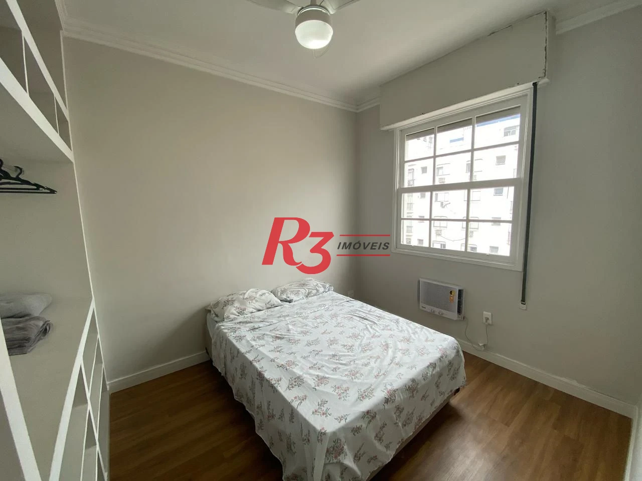Apartamento com 1 dormitório à venda, 45 m² por R$ 330.000,00 - Embaré - Santos/SP