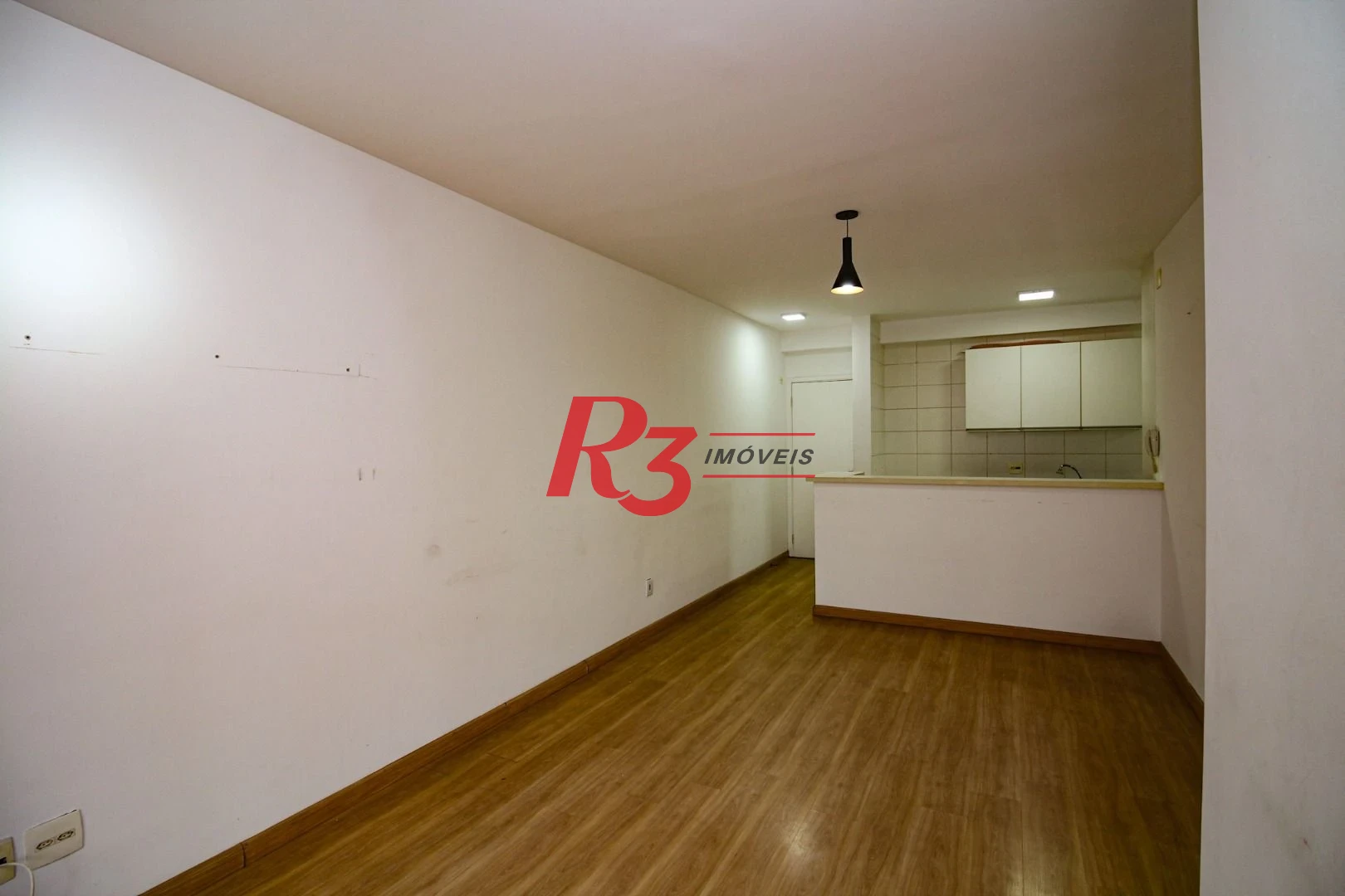Apartamento com 3 dormitórios à venda, 77 m² por R$ 650.000,00 - Ponta da Praia - Santos/SP