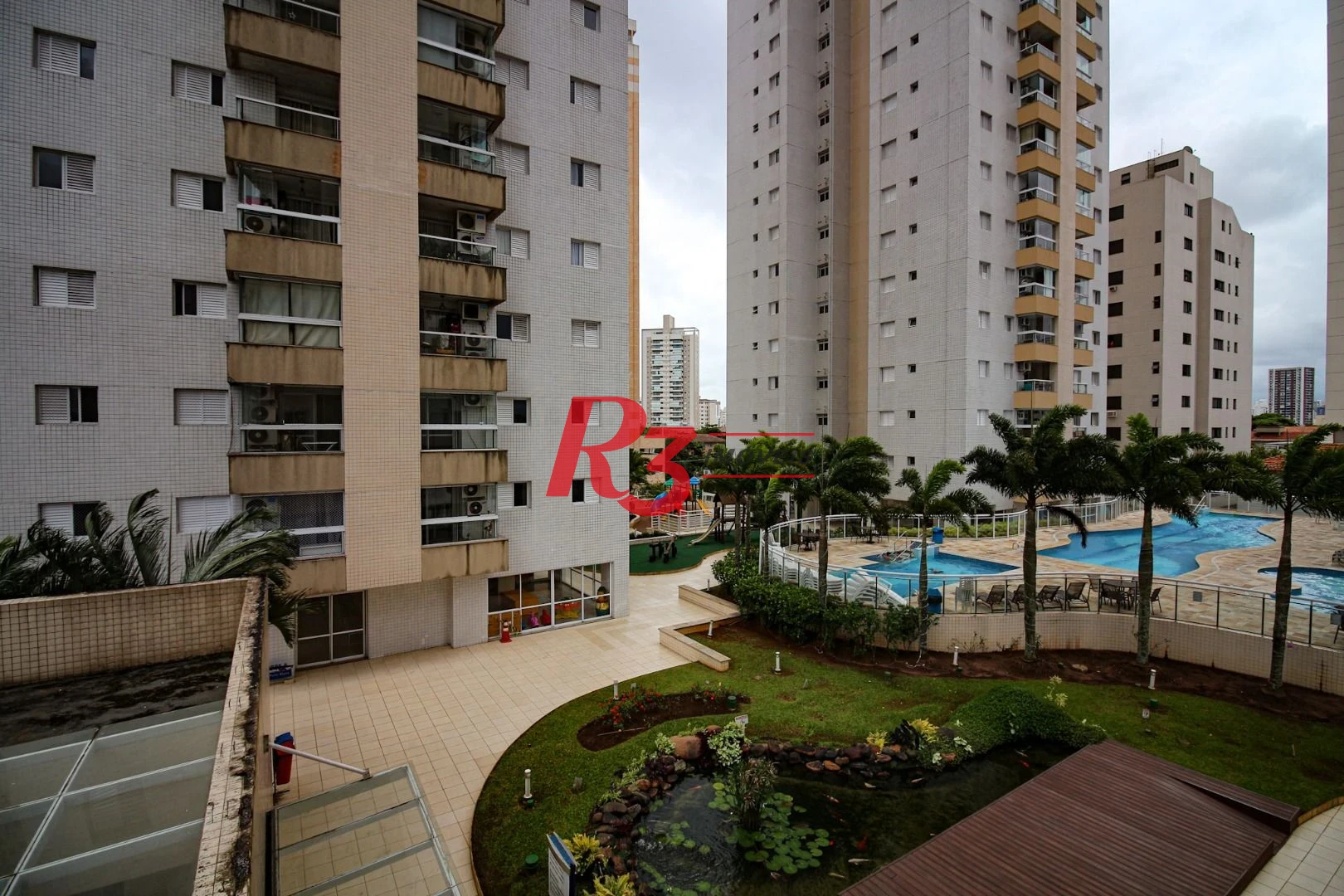 Apartamento com 3 dormitórios à venda, 77 m² por R$ 650.000,00 - Ponta da Praia - Santos/SP