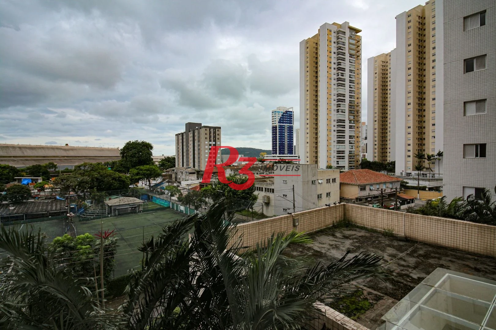 Apartamento com 3 dormitórios à venda, 77 m² por R$ 650.000,00 - Ponta da Praia - Santos/SP