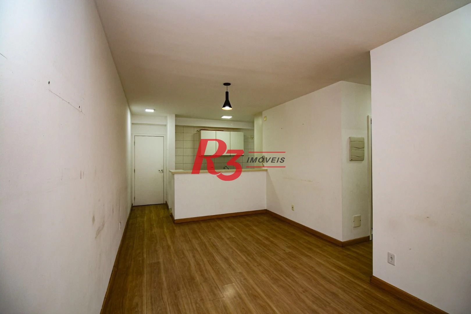 Apartamento com 3 dormitórios à venda, 77 m² por R$ 650.000,00 - Ponta da Praia - Santos/SP