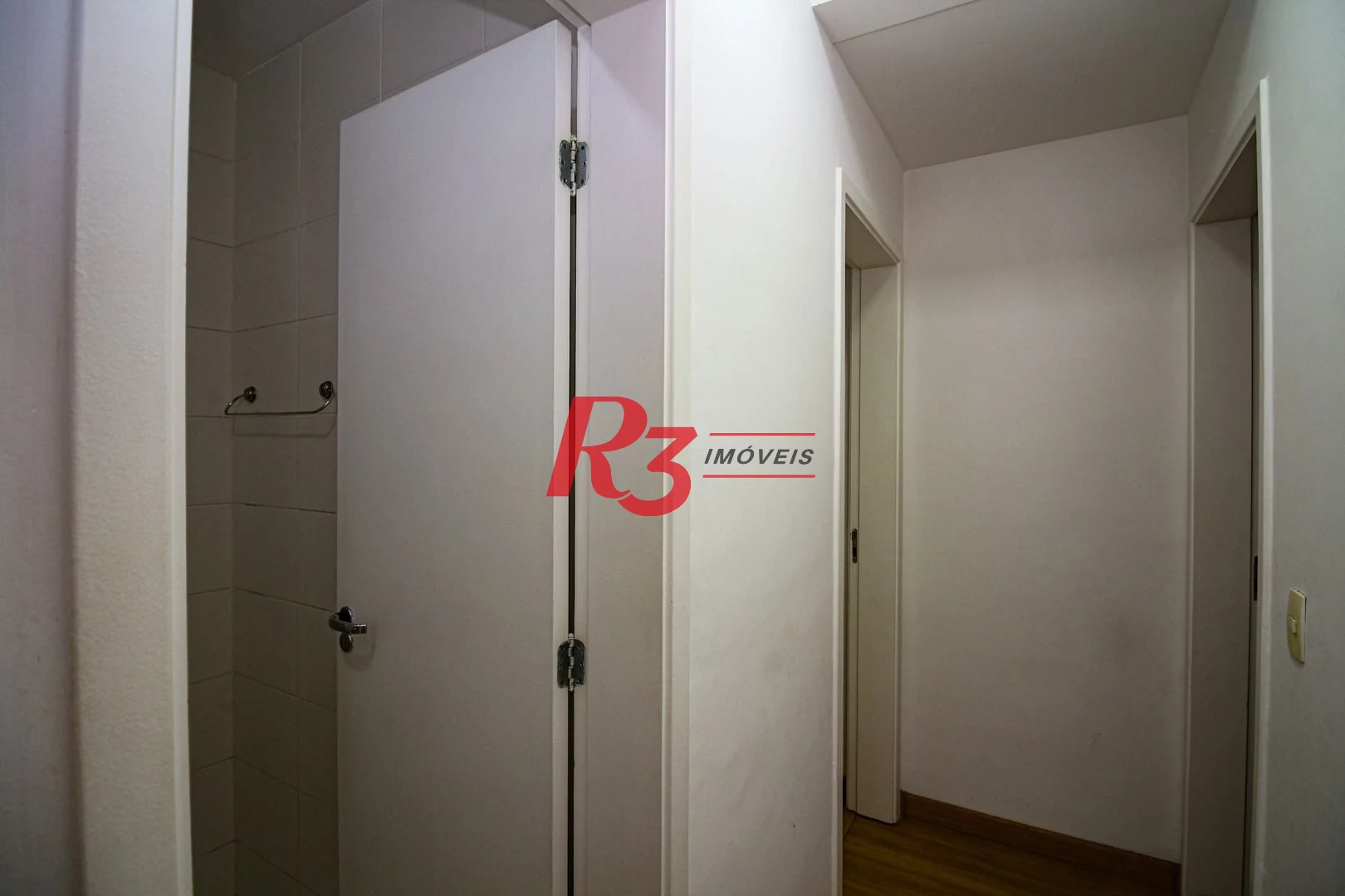 Apartamento com 3 dormitórios à venda, 77 m² por R$ 650.000,00 - Ponta da Praia - Santos/SP