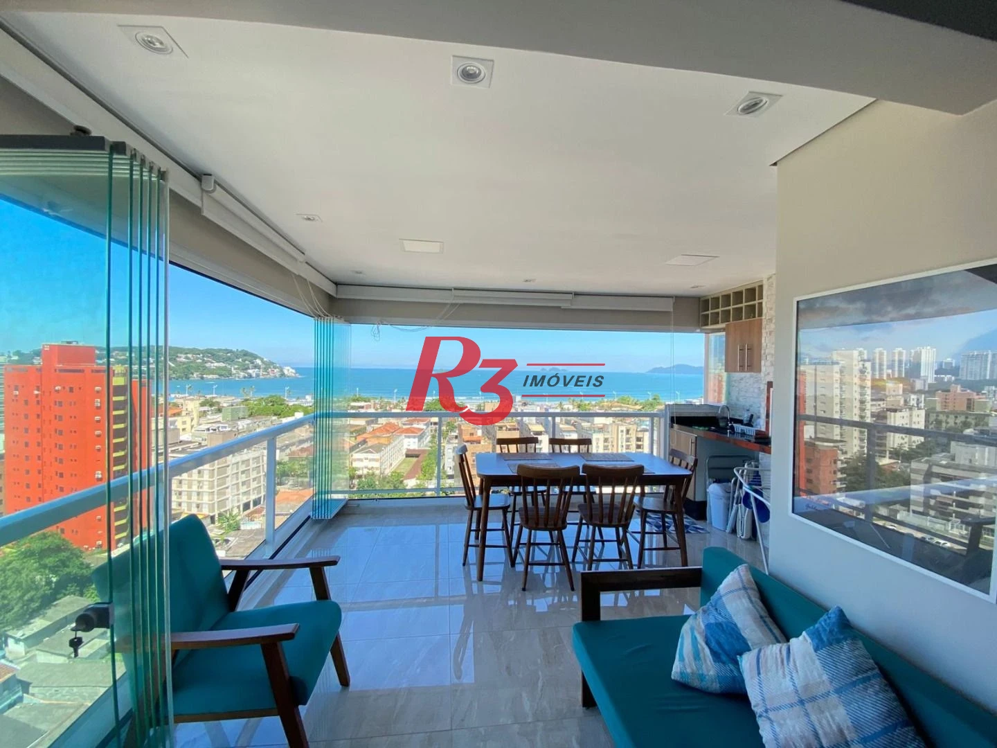 Apartamento com 2 dormitórios à venda, Vista Mar - Porteira Fechada no Guarujá/SP