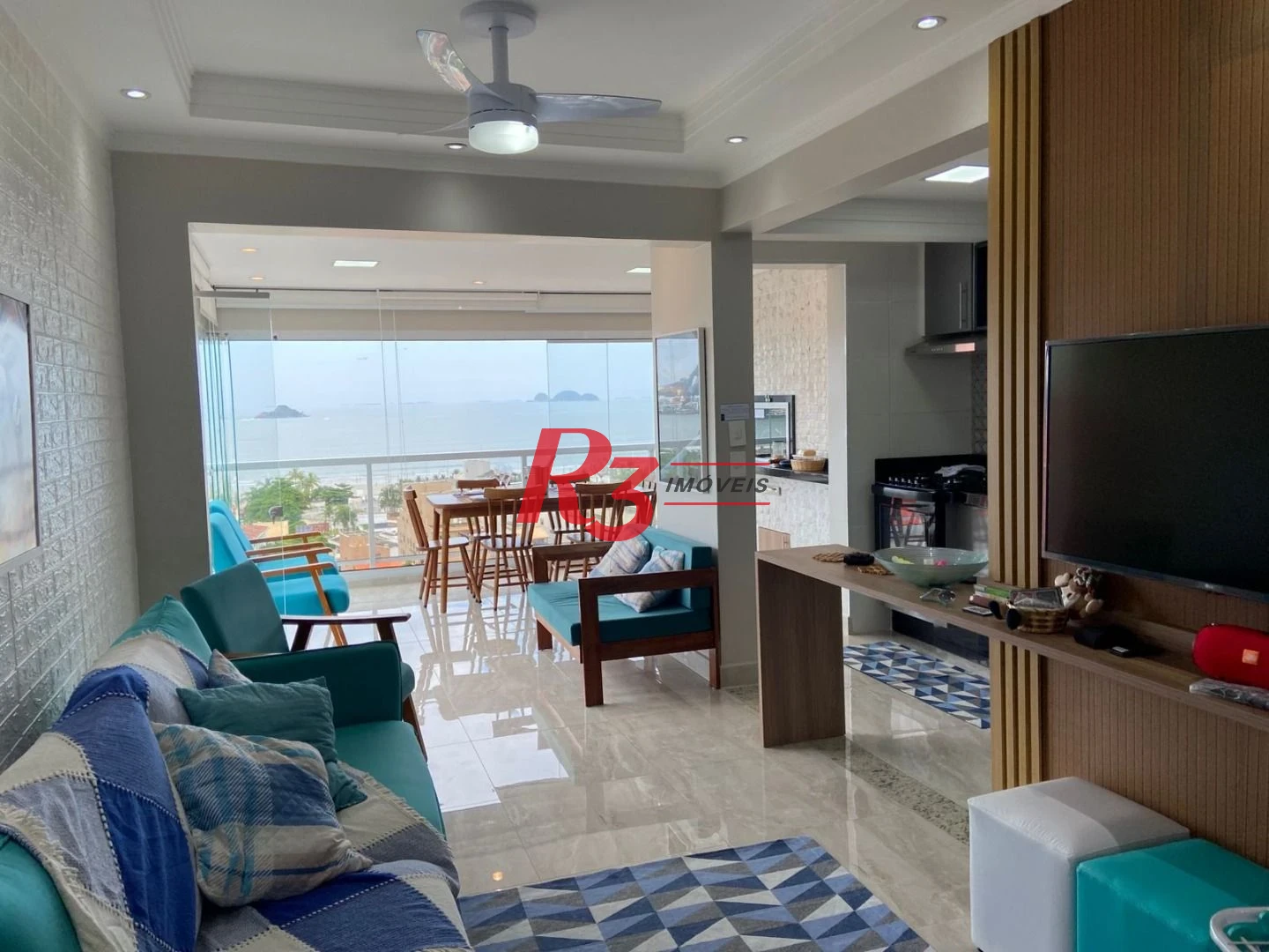 Apartamento com 2 dormitórios à venda, Vista Mar - Porteira Fechada no Guarujá/SP