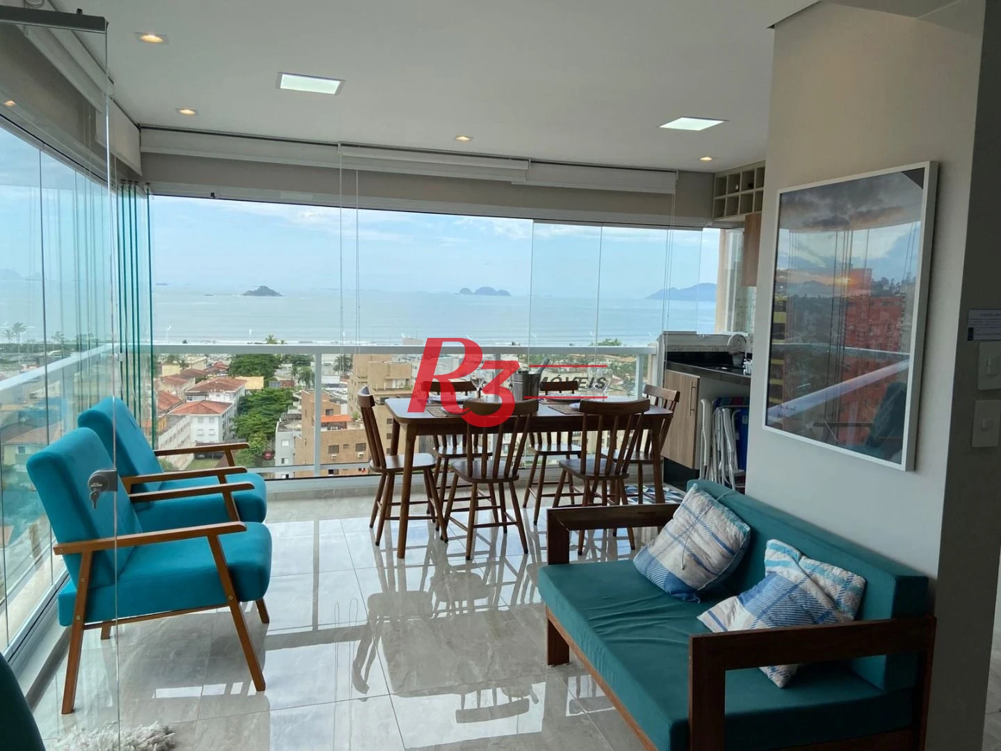 Apartamento com 2 dormitórios à venda, Vista Mar - Porteira Fechada no Guarujá/SP