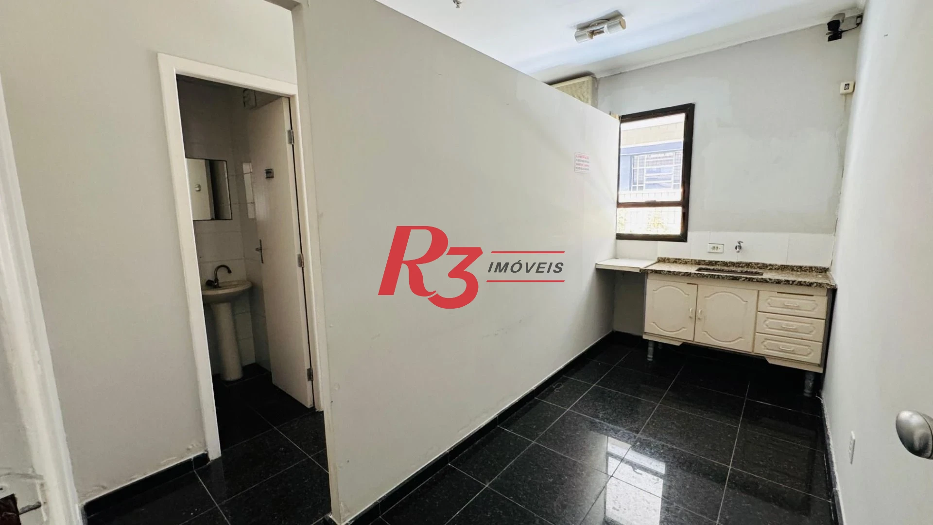 Loja para alugar, 128 m² por R$ 12.000,02/mês - Gonzaga - Santos/SP