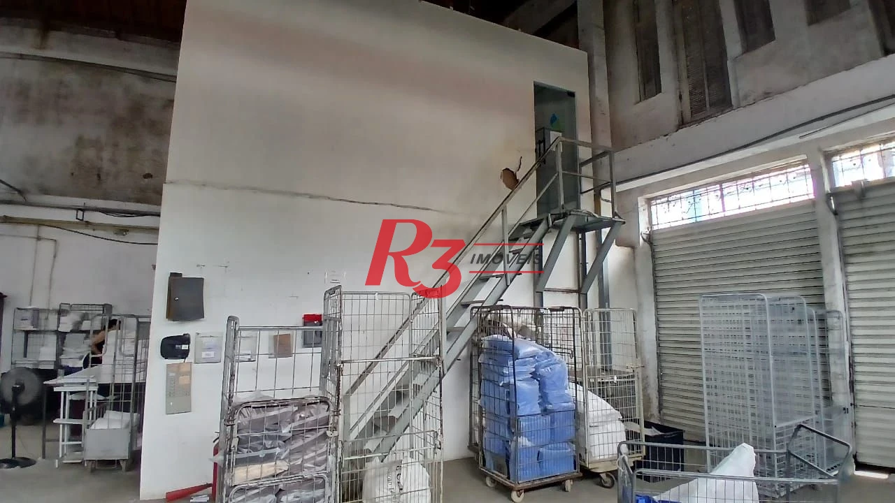 Galpão, 871 m² - venda por R$ 2.600.000,00 ou aluguel por R$ 19.188,57/mês - Centro - Santos/SP