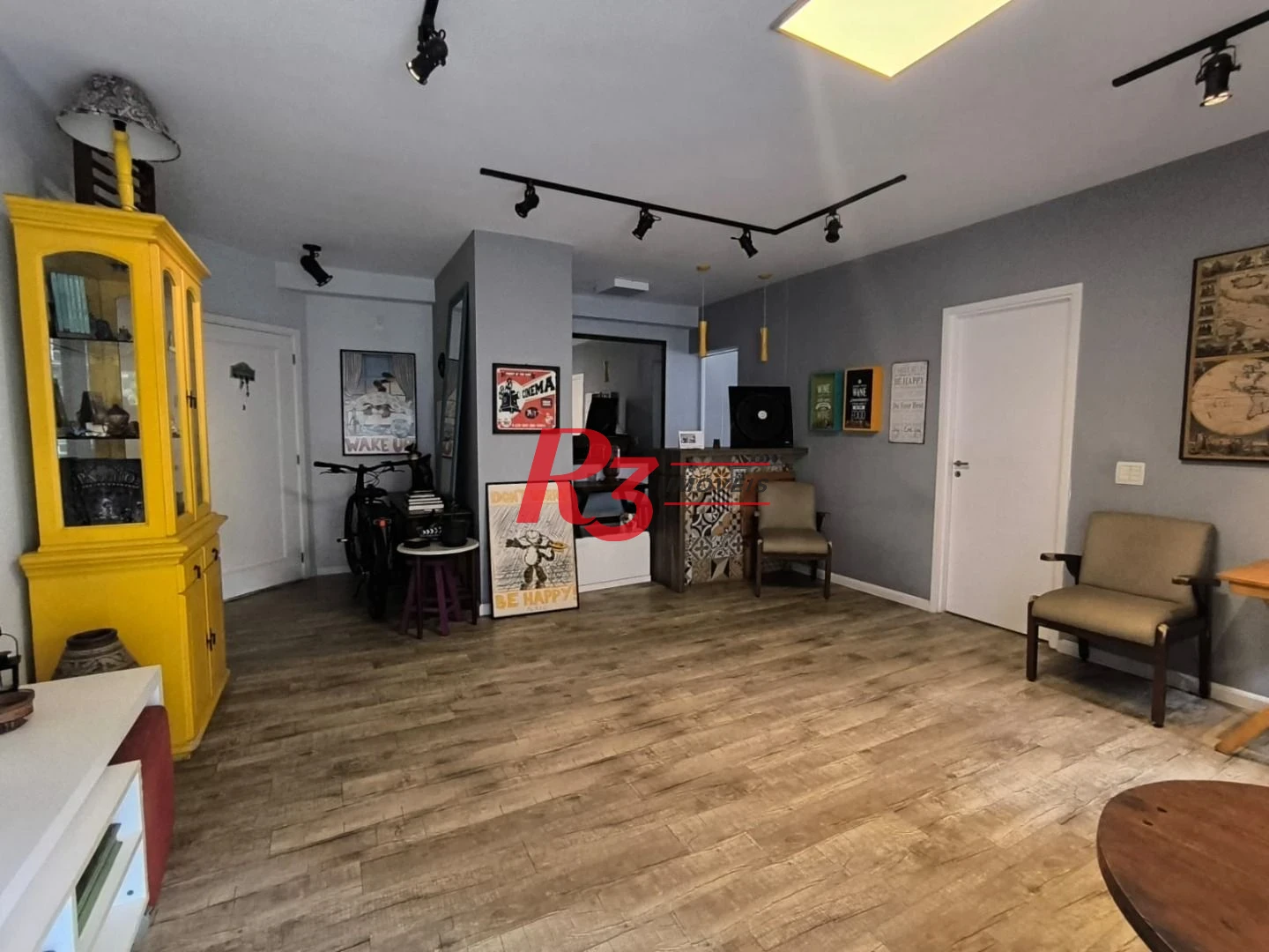 Apartamento com 2 dormitórios à venda, 84 m² por R$ 650.000,00 - Marapé - Santos/SP