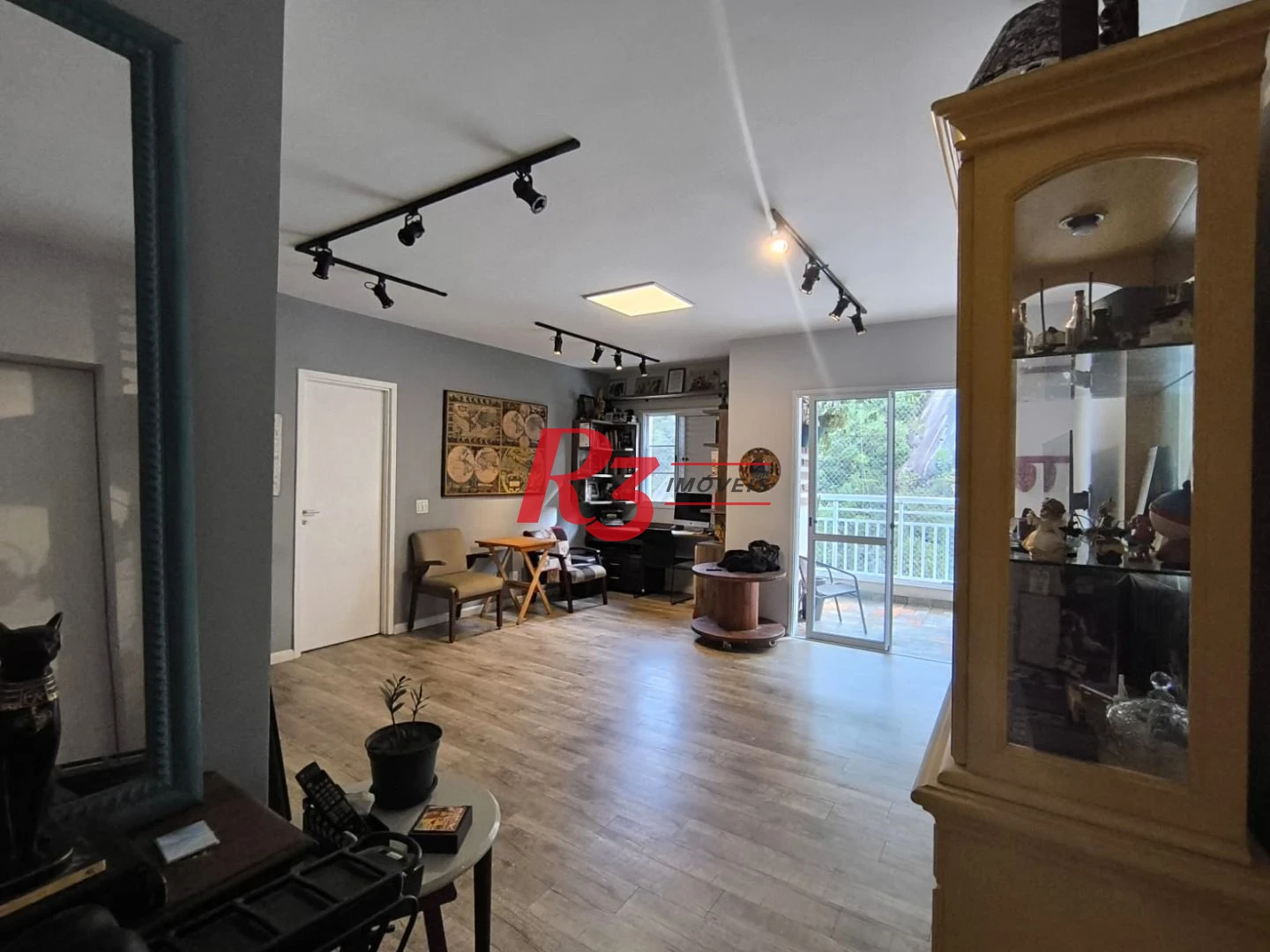 Apartamento com 2 dormitórios à venda, 84 m² por R$ 650.000,00 - Marapé - Santos/SP