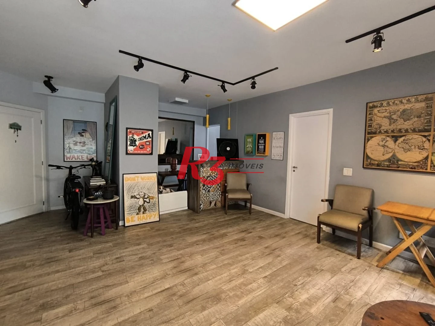 Apartamento com 2 dormitórios à venda, 84 m² por R$ 650.000,00 - Marapé - Santos/SP