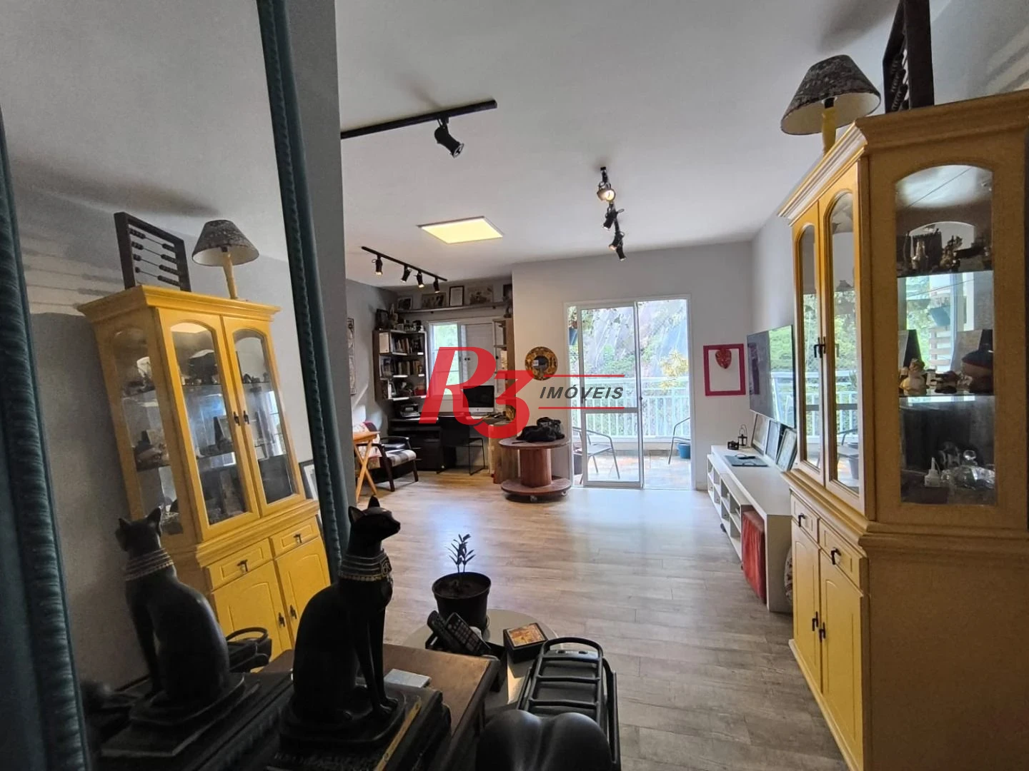 Apartamento com 2 dormitórios à venda, 84 m² por R$ 650.000,00 - Marapé - Santos/SP