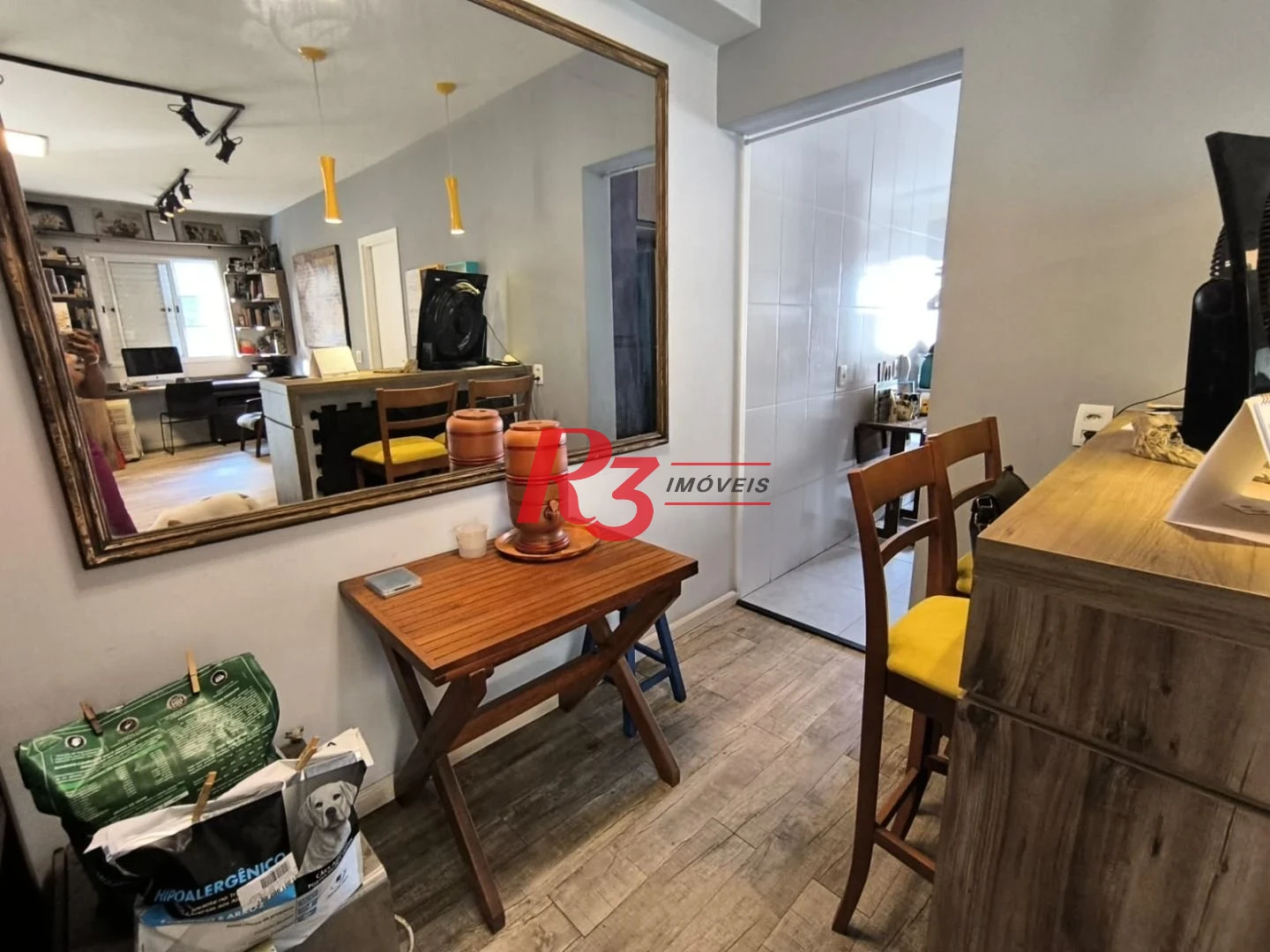 Apartamento com 2 dormitórios à venda, 84 m² por R$ 650.000,00 - Marapé - Santos/SP