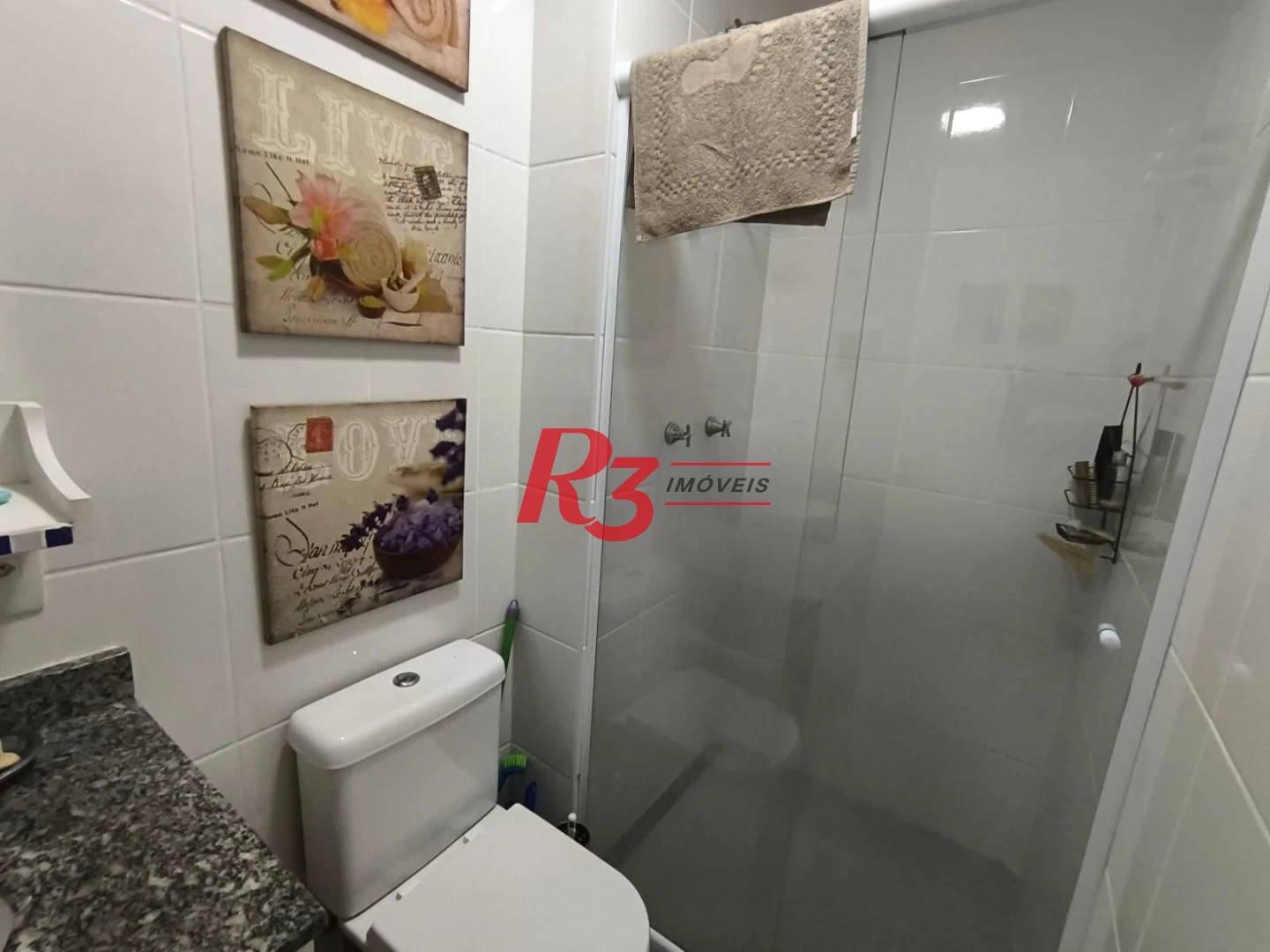 Apartamento com 2 dormitórios à venda, 84 m² por R$ 650.000,00 - Marapé - Santos/SP