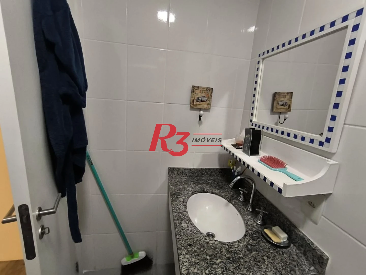 Apartamento com 2 dormitórios à venda, 84 m² por R$ 650.000,00 - Marapé - Santos/SP