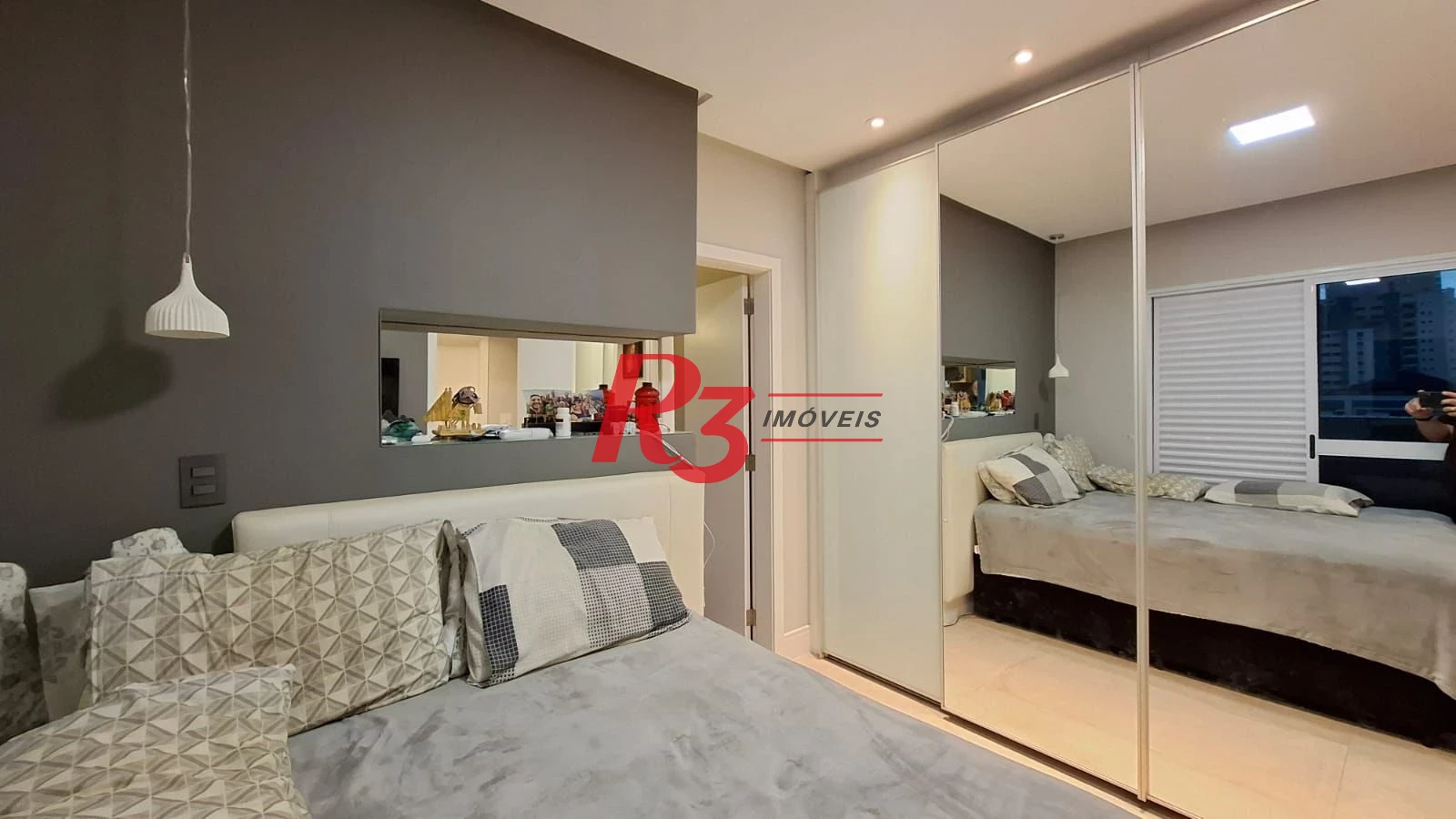 Apartamento Garden à venda, com 2 suítes e 3 vagas, Gonzaga, Santos SP