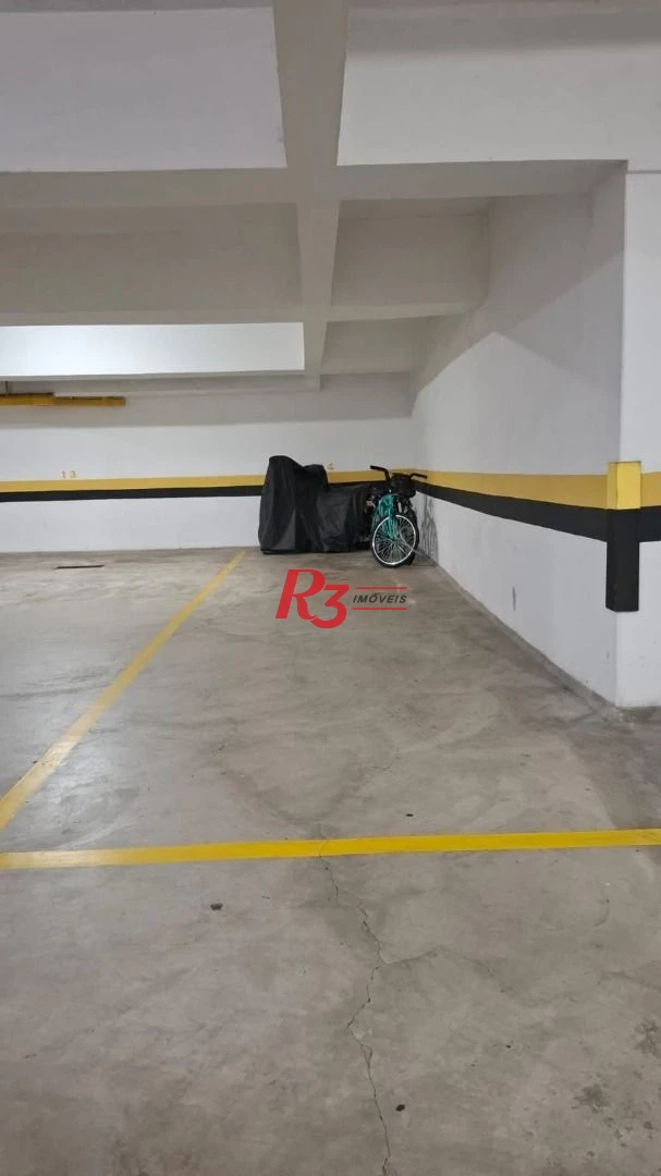 Apartamento Garden à venda, com 2 suítes e 3 vagas, Gonzaga, Santos SP