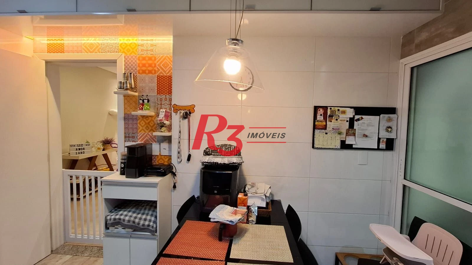 Apartamento Garden à venda, com 2 suítes e 3 vagas, Gonzaga, Santos SP