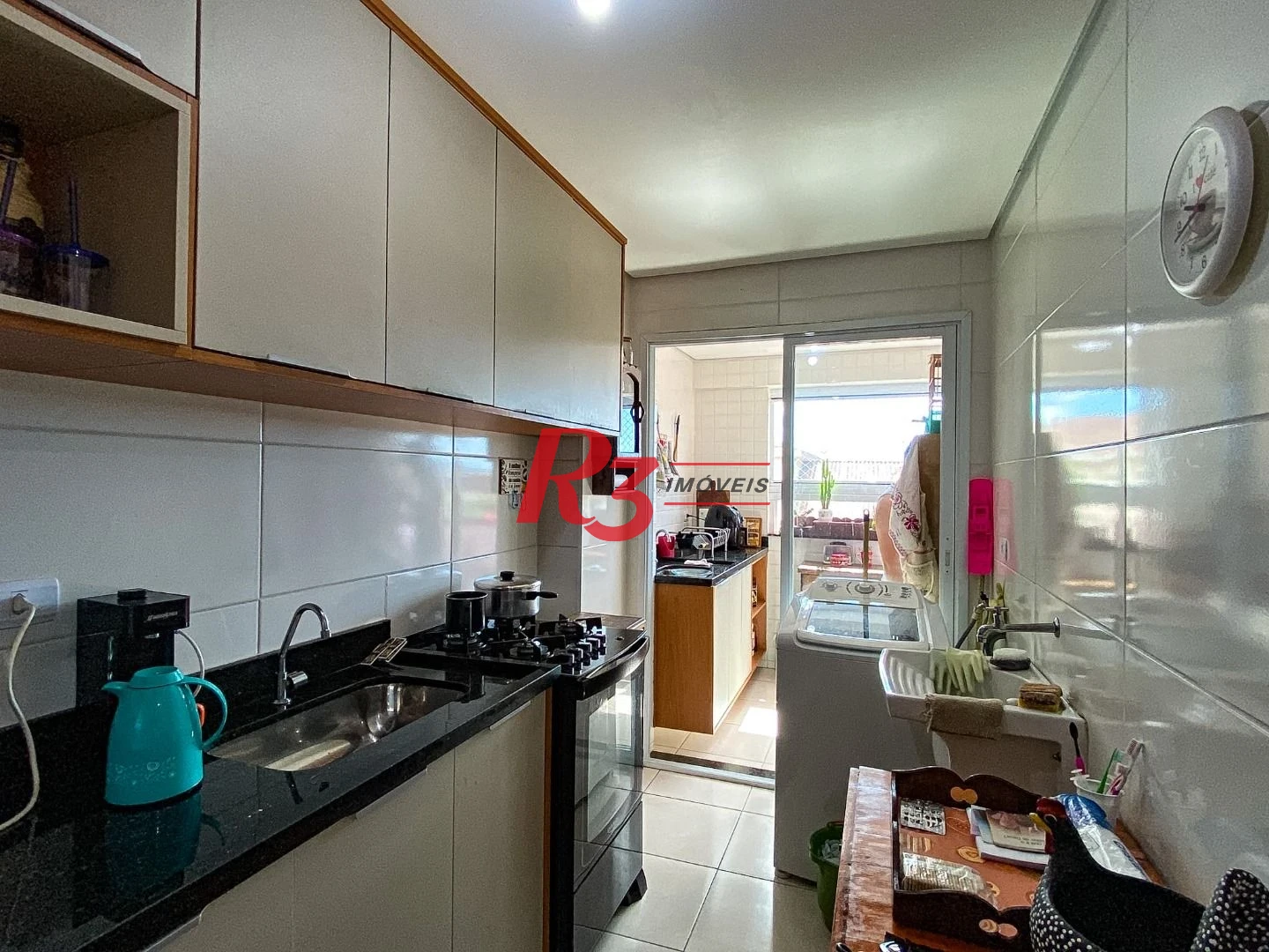 Apartamento com 2 dormitórios à venda, 72 m² por R$ 590.000,00 - Macuco - Santos/SP