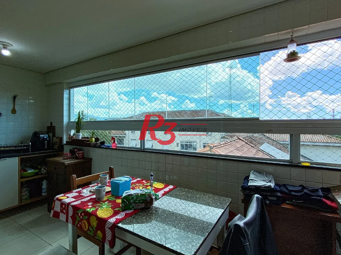 Apartamento com 2 dormitórios à venda, 72 m² por R$ 590.000,00 - Macuco - Santos/SP
