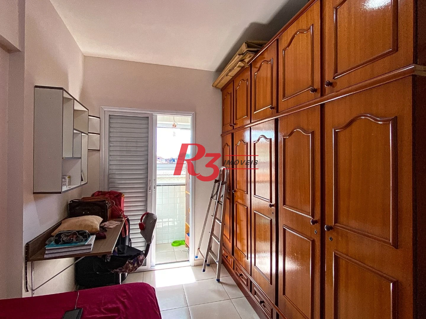 Apartamento com 2 dormitórios à venda, 72 m² por R$ 590.000,00 - Macuco - Santos/SP
