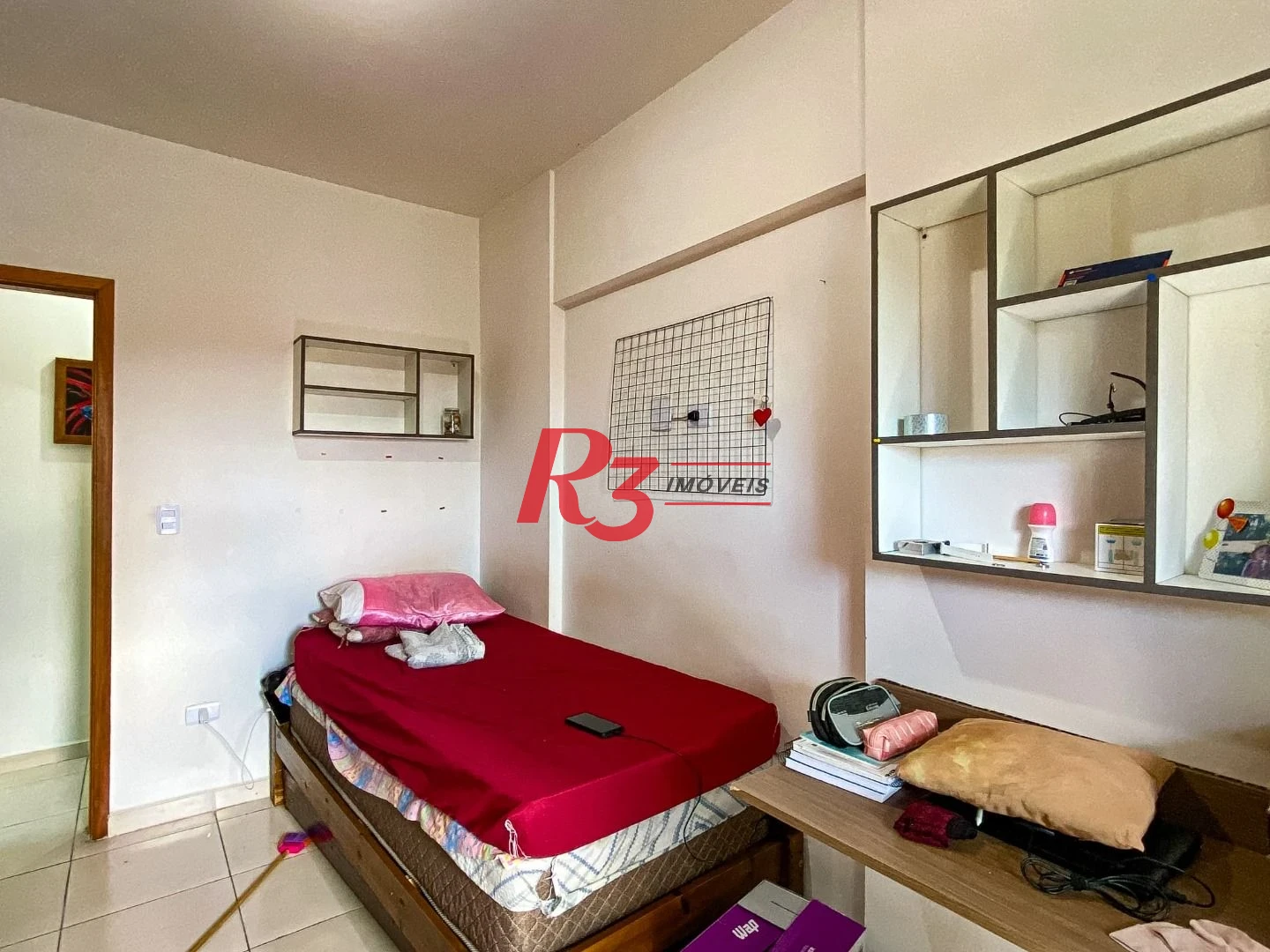 Apartamento com 2 dormitórios à venda, 72 m² por R$ 590.000,00 - Macuco - Santos/SP