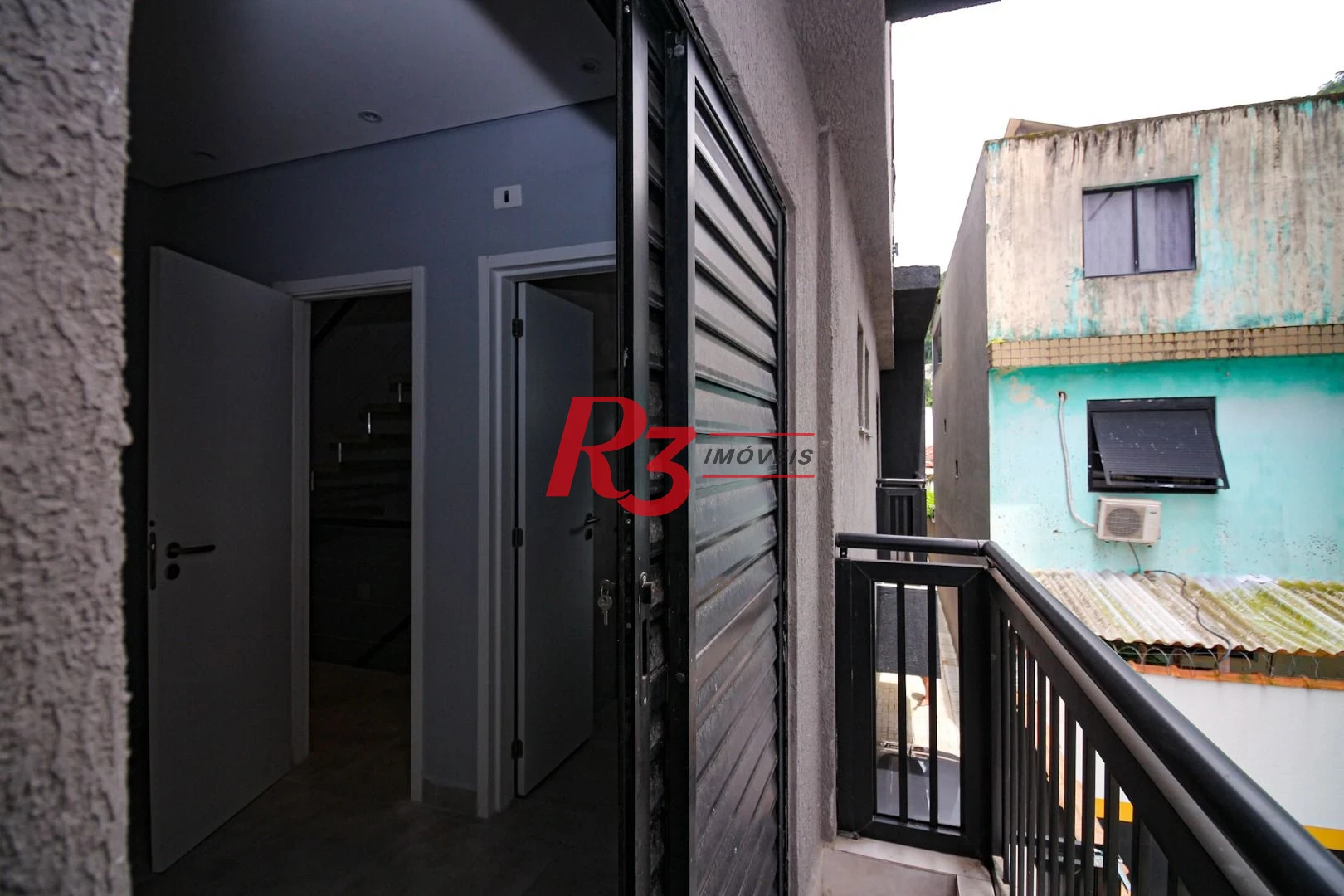 Sobrado à venda, 98 m² por R$ 730.000,00 - Marapé - Santos/SP