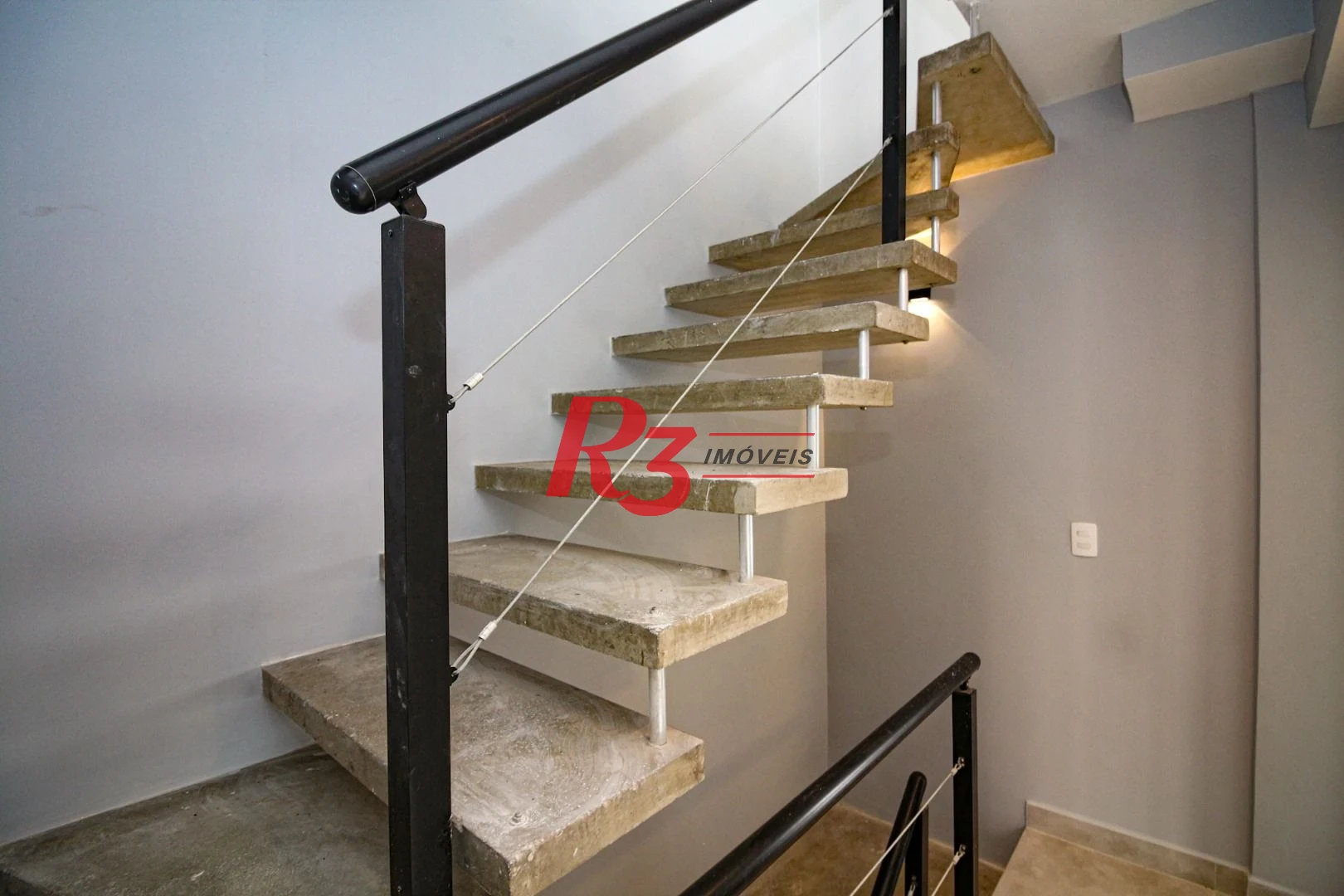 Sobrado à venda, 98 m² por R$ 730.000,00 - Marapé - Santos/SP